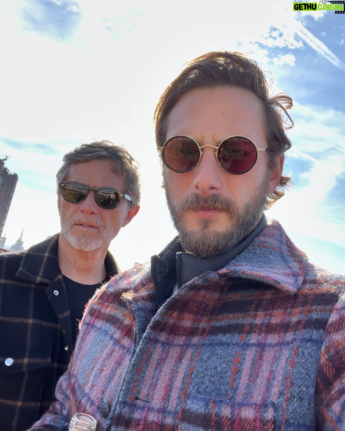 Sebastián Zurita - 43.2K Likes - Feliz día pa! @zuritahm nada mejor que compartir lo bueno y lo malo contigo. Te amo. Déjenle un mensajin a mi papá si como a mi también les a marcado algún momento de su vida.
