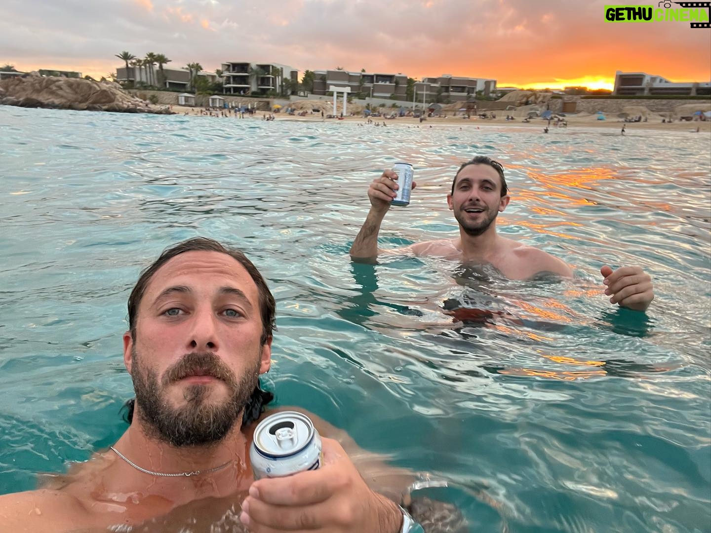 Sebastián Zurita - 23.7K Likes - Un gran fin, un gran equipo. Feliz cumpleaños pa! Nada como los momentos juntos te amo.