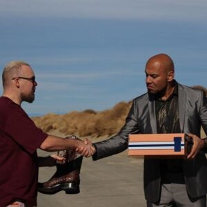 Sébastien-Abdelhamid Godelu Instagram - Backstage du shooting de notre pub US avec la famille @danielmoncada et @luis_moncada ! ❤️
C’est une dinguerie quand même 😂
#breakingbad #bettercallsaul #naruto #asicsXNaruto