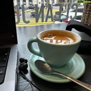 Sébastien Lefebvre Instagram - Week one dump
#europetour #coffeeshop #streetphoto