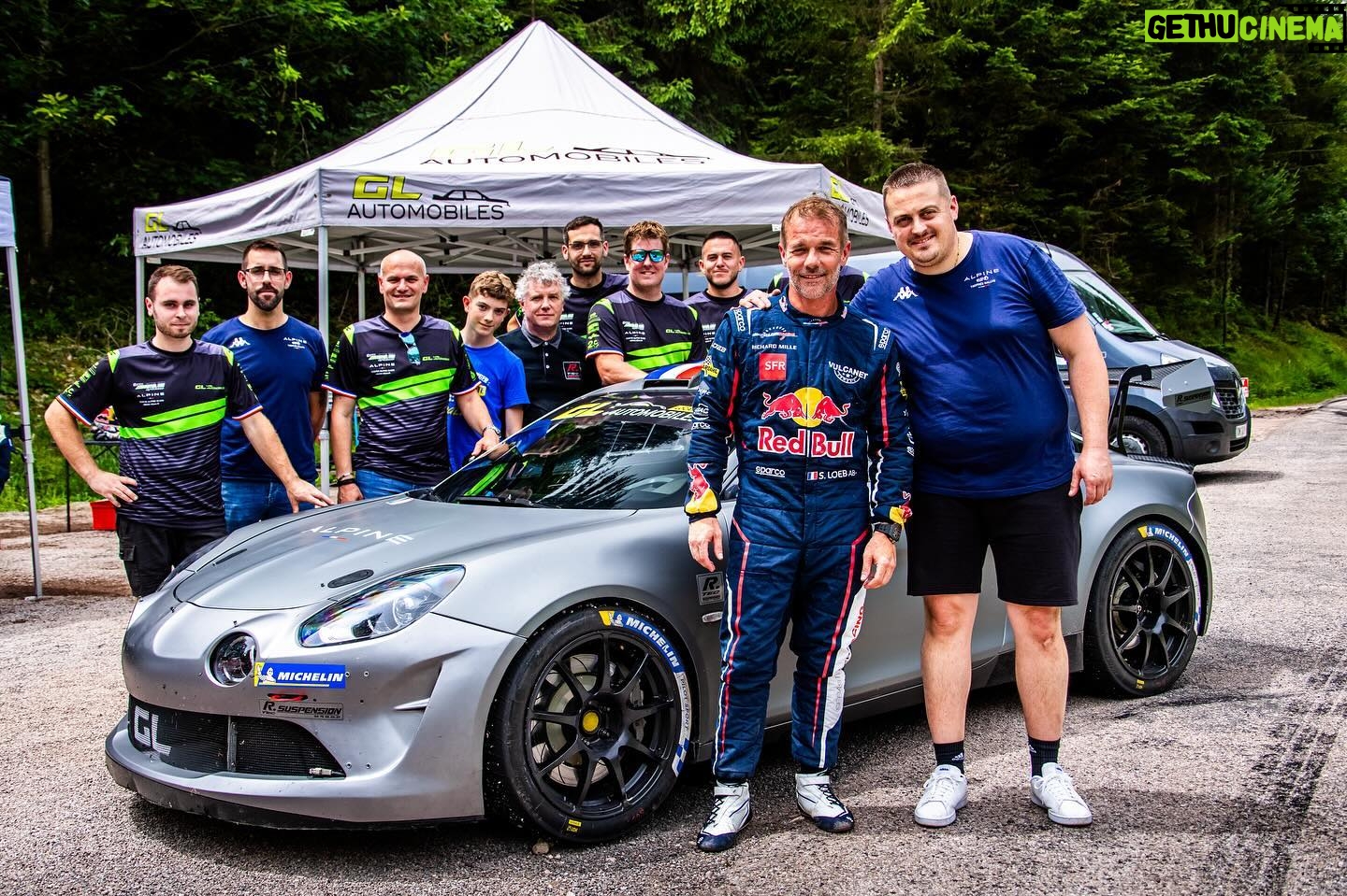 Sébastien Loeb - 20.2K Likes - 🤓 Ça y est, je connais ma date de rentrée scolaire : le Rallye du Mont-Blanc 🏔️
Grâce à @ludovicgodard_rallye, nous aurons l’occasion, avec Laurène, de découvrir l’Alpine A110 GT sur le @cfrallye face à une concurrence assez incroyable 😳
Après avoir roulé avec la RGT ce week-end pour prendre mes marques, je suis impatient de piloter sa grande sœur bientôt 🫣
Restez connectés 😉
#GLAutomobiles #Michelin #RedBull #RichardMille #Bardahl #Vulcanet #XtremeColor
📸 Sylvain Henry