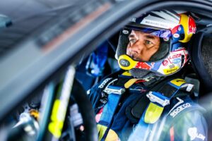 Sébastien Loeb Instagram - 🤓 Ça y est, je connais ma date de rentrée scolaire : le Rallye du Mont-Blanc 🏔️ 

Grâce à @ludovicgodard_rallye, nous aurons l’occasion, avec Laurène, de découvrir l’Alpine A110 GT  sur le @cfrallye face à une concurrence assez incroyable 😳

Après avoir roulé avec la RGT ce week-end pour prendre mes marques, je suis impatient de piloter sa grande sœur bientôt 🫣 

Restez connectés 😉 

#GLAutomobiles #Michelin #RedBull #RichardMille #Bardahl #Vulcanet #XtremeColor 

📸 Sylvain Henry
