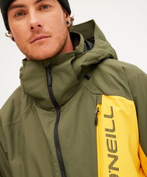 Sébastien Toutant Instagram - O’Neill New Collection is out!! 🔥💙 

#OneillSnow #chillseekers #wintercollection @oneillcanada @oneilleurope