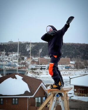 Sébastien Toutant Instagram - Chasing Snow in Gaspé! 🙃❄️
 #snowboarding #gaspésie #street #filming 
#photodump