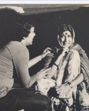 Seema Pahwa Instagram - Happy THEATRE’S DAY to all theatre lovers 🌺🌺🌺🌺🌺🌺🌺🌺🌺🌺🌺🌺🌺🌺🌺🌺🌺🌺🌺🌺🌺🌺#work #hard #theatre #love #passion #creative #world #acting #actor #performance #audience #show #stage #housefull 🌺🌺🌺🌺