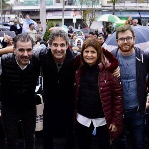 Segundo Cernadas Instagram - Para que no nos afanen el futuro los mismos de siempre, necesitamos una líder como @patobullrich. Ella tiene la fuerza, la experiencia y el apoyo que se necesita de gobernadores, intendentes y legisladores para poner orden en la Argentina. 
#EsAhora y es para siempre.
#PatoPresidente 

@nestor.grindetti 
@cristianritondo 
@nico.massot 
@alexcampbellok 

@juntostigre