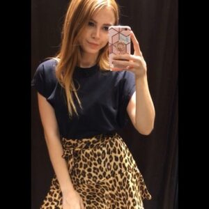Seher İzgi Instagram - 🐆 
*
*
*
*
*
*
#leopar#black#bayyanlış#çatıkatıaşk#sençalkapımı#hekimoğlu#leyla#hekimoğluleyla#fashion#fashionblogger#fashionstyle#fashionista#zarawoman#zara#bershka#stradivarius#pullandbear#influencer#influencerstyle#shopping#seherizgi