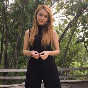 Seher İzgi Instagram - Yeşillik meşillik 🍀