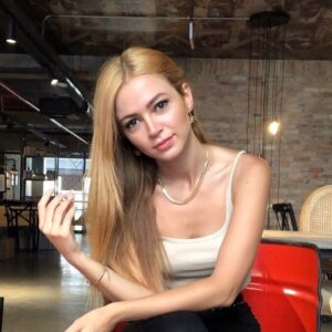 Seher İzgi Instagram - ✨
*
*
*
*
*
*
*
#havesomecoffee#seherizgi#new#tb#tbt#hekimoğlu#sençalkapımı#çatıkatıaşk#sefirinkızı#bsl#bershka#zarawoman#stradivarius#pullandbear#cute#moda#sarışın#caffetime#influencer#influencerstyle#influencers#instalike