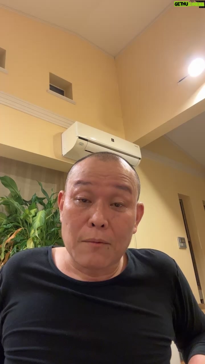 Seiji Chihara - 1.4K Likes -