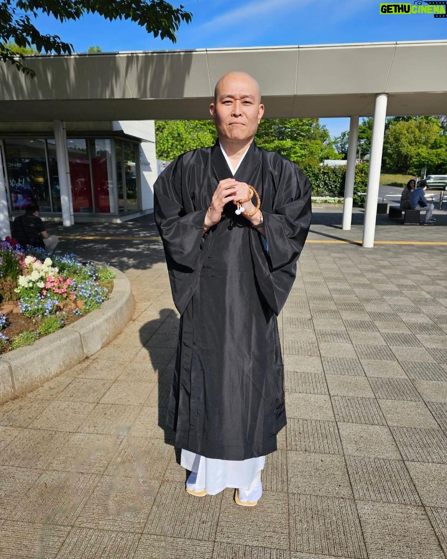 Seiji Chihara - 7.2K Likes - ę¬ę„ćå¾åŗ¦å¼ćććććć¦ććć ćć¾ććć
天å°å®ćååéč³¢åå°ćØćŖćć¾ććć
ä»å¾ćØćå®ćććé”ććć¾ćć
#ååććć
#ååéč³¢
#天å°å®