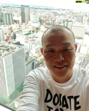 Seiji Chihara Instagram - 何処やとおもう。
#千原せいじ