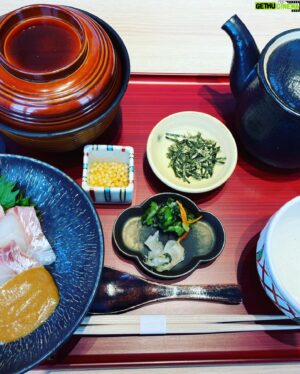 Seiji Chihara Instagram - アクアイグニス仙台に行ってきた。まさかの、賛否両論がありました。鯛茶漬け美味かった。
#千原せいじ
#仙台
#アクアイグニス
#アクアイグニス仙台
#賛否両論