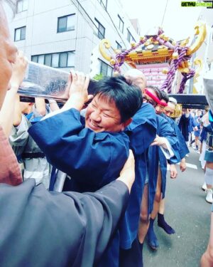 Seiji Chihara Instagram - 今日は、三社祭に参加してます。
#千原せいじ
#チャンス大城
#三社祭