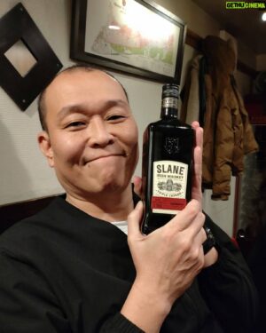 Seiji Chihara Instagram - 日本に流通してないウイスキー飲むねん。
#千原せいじ
#ウイスキー
#ウヰスキー