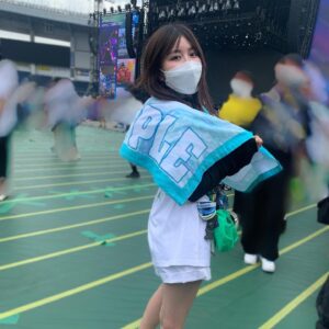 Seiran Kobayashi Instagram - 今日もう夏なんじゃないかってぐらい暑かったから
ここぞとばかりに！載せるタイミングを失っていた
去年の夏に行ったサマソニの写真を投稿します🌞
人生初フェスでした🔥🔥アツかったな🔥
 #summersonic  #summersonic2022 
 #サマソニ  #時差スタグラム