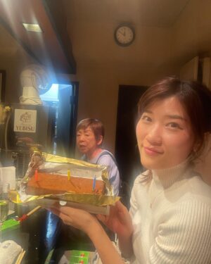 Seiya Instagram - ヒコロヒー誕生日おめでとう
こいつもさすがに祝いの時はレースクイーンみたいな顔しとる