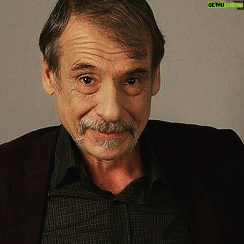 Selçuk Yöntem - 25.3K Likes - Önce Gaziantep, sonra Civan Canova. Ne kara bir gün...
Eksiliyoruz birer birer...Nur içinde yat sevgili Civan.