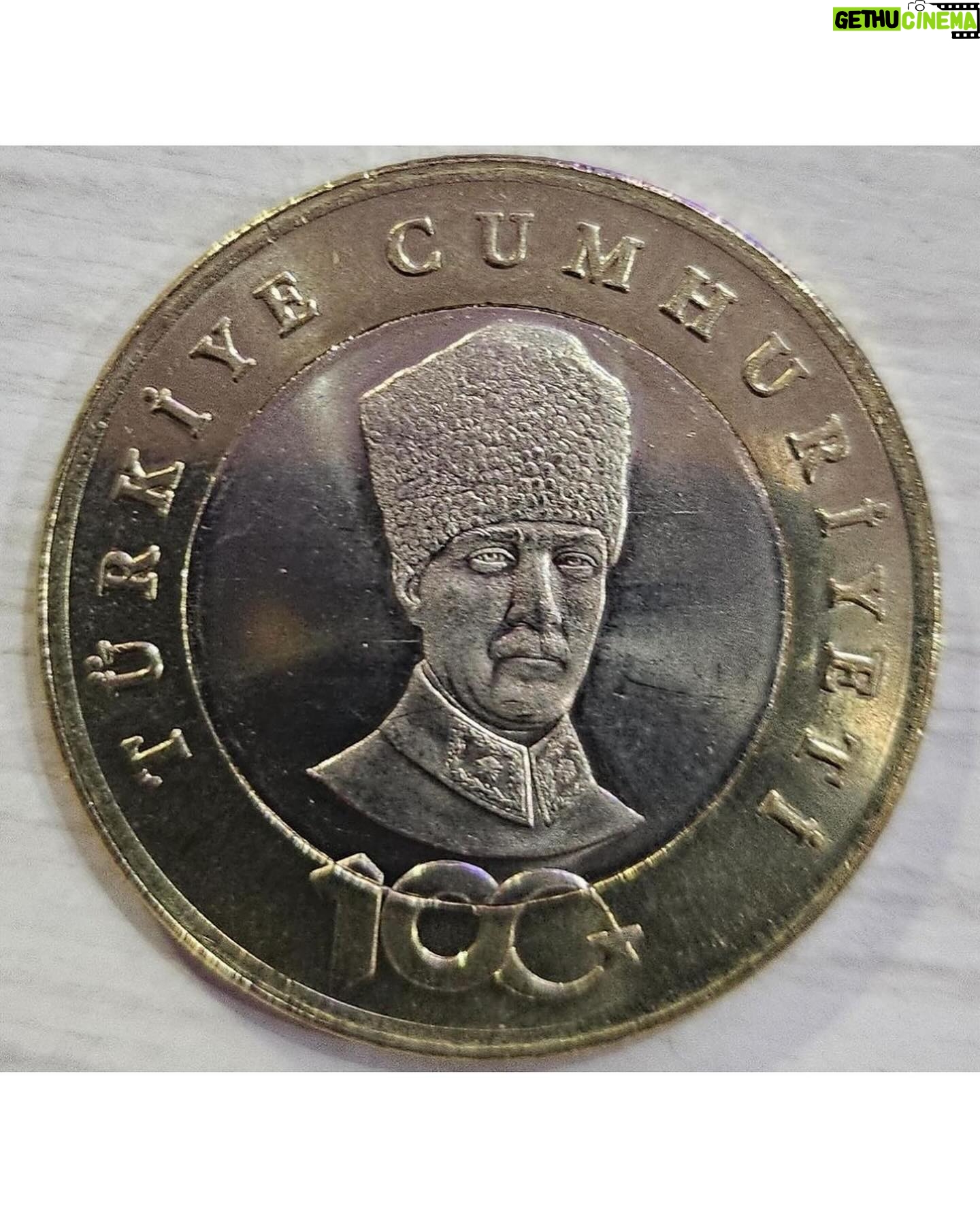 Selçuk Yöntem - 15.6K Likes - Bu nedir?Bu nediiiir?