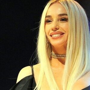 Selçuk Yöntem Instagram - Hukukun, siyasi düşüncelere göre şekillenerek hareket ettiği ülkemizde, tutuklanması gereken onca insan " ne de olsa bana bişey olmaz" rahatlığı ile dolaşırken, bir sanatçının düşüncesinden dolayı yargılanmasını ve de tutuklanmasını "adalet"li bulmuyorum.