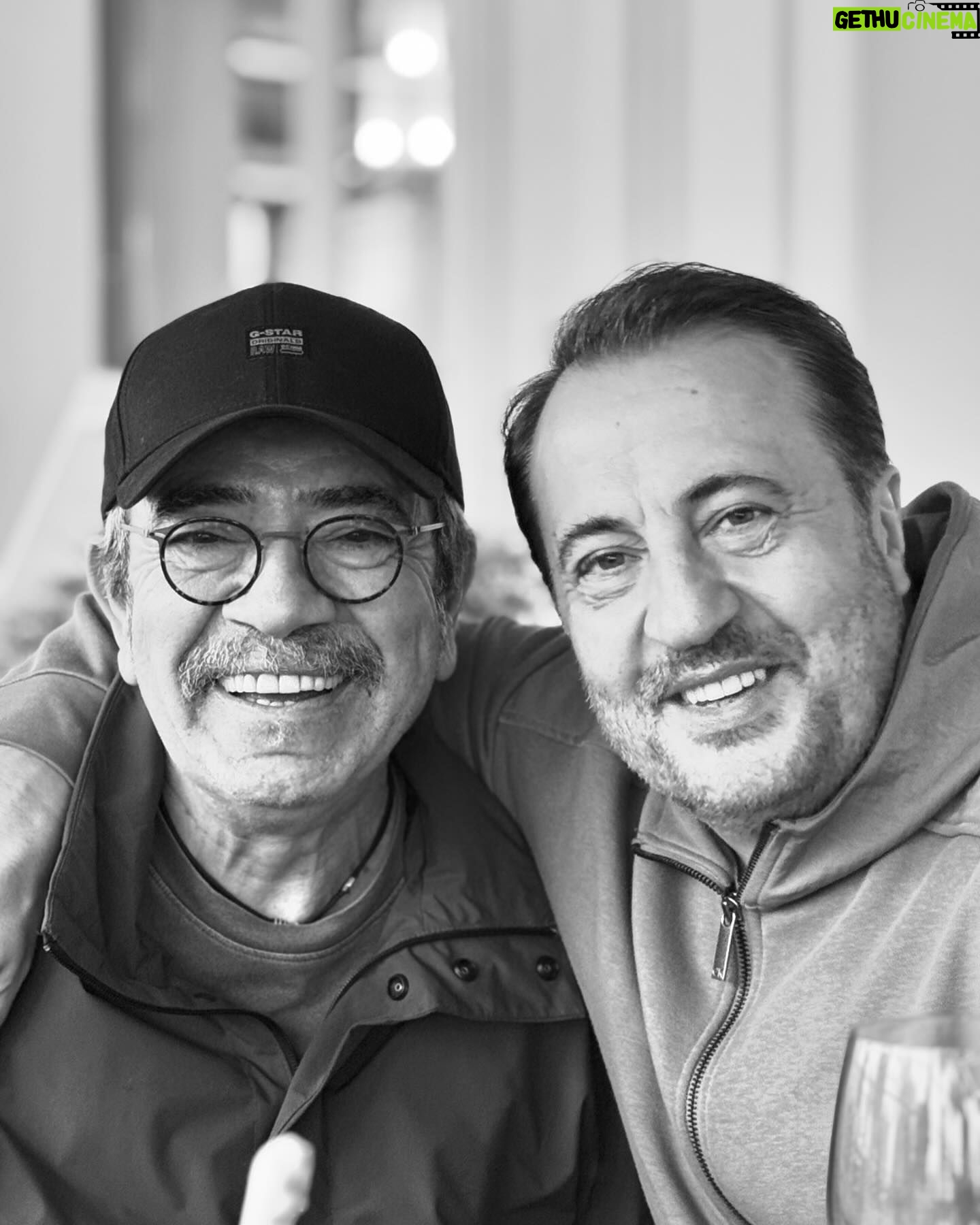 Selçuk Yöntem - 11.2K Likes - Bayrama hazırız 💙🍬
#ercansaatçi