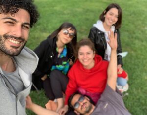 Selen Domaç Instagram - 🍃🍃🍃 @canero.sahin @sibelsismn @turkuturan @hakanummakk