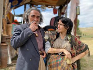 Selim Bayraktar Instagram - heart song is out now only on @netflix  #gönülfilm @bkmonline @netflixturkiye @zamkinosfilm