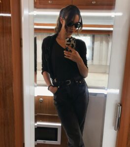 Actress Selin Kahraman HD Instagram Photos and Wallpapers November 2022