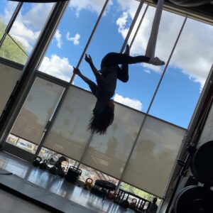 Selkie Hom Instagram - Happy Friday all you upside down dreamers...