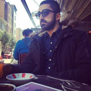 Selman Ünlüsoy Instagram - Dün. Yani #tb Ekmek, oralet sen ve ben.