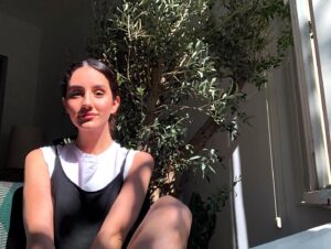 Semiha Bezek Instagram - Tbt olmayan bir fotoğraf koyabildim en sonunda kendimi tebrik ediyorum🦚