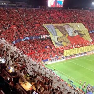 Semra Hunter Instagram - Been watching / covering Spanish football for 15 years, but never had the chance to watch a @sevillafc game live at the Sánchez-Pízjuan until last night. 

Really grateful for it, as it had long been on my bucket list of stadiums to go to…

Because of this. 

It’s really true what they say. One of the best anthems in world football. And it truly gives goosebumps.

Another amazing @championsleague night on @stansportfc with our brilliant crew on the ground and in Sydney.
.
.
.
#UCL #Sevillistas #Arsenal #Football #Spain #Australia #EuropeanNights #Atmosphere #ACapella #Anthem #Sports