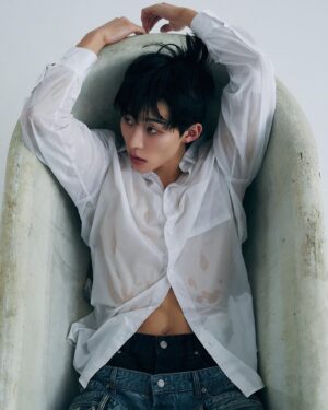Seo Bum-june Instagram - @dazedkorea 

Seo Bumjune's youth was disturbing but also calm.

Text Keem Hyobeen
Fashion Han Jiyong
Photography Noh Seungyoon
Art Song Yuli
Hair & Makeup Park Jeonghwan
Set Yoo Yeojung at From YJ
Manager Mun DaSom
Fitness Trainer Lee JaeDuck