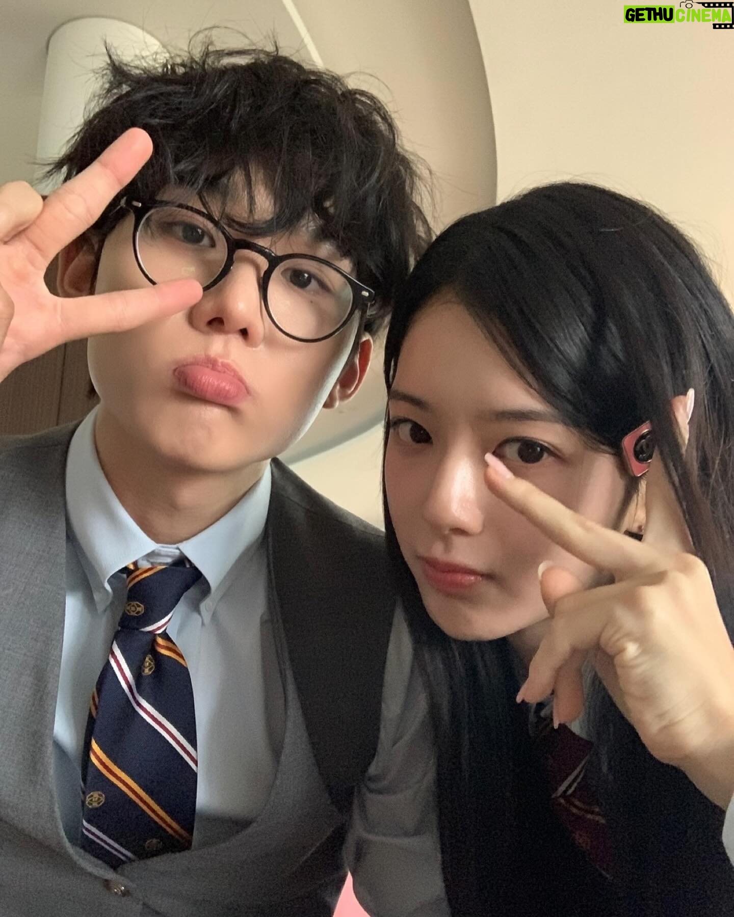 Seo Bum-june - 209.5K Likes - #하이라키 #hierachy
어디서나 평생앙숙
@netflixkr @netflix
@studiodragon.official