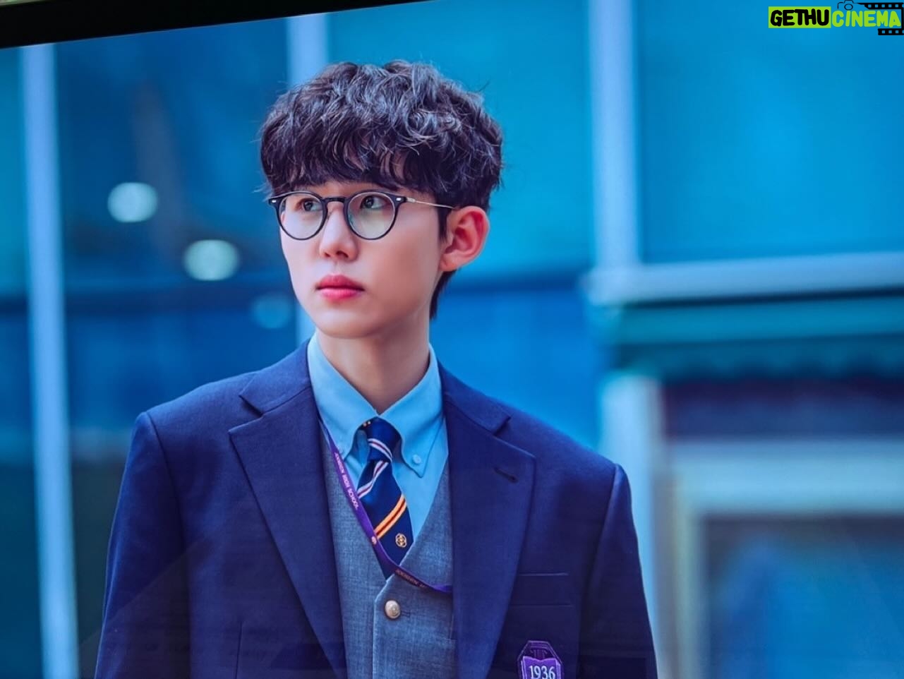 Seo Bum-june - 43.7K Likes - #하이라키 #hierarchy
남주원
@netflixkr 에서 오늘 오후 16:00에 만나요