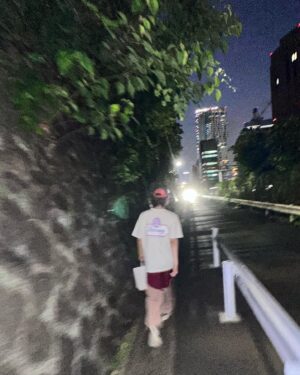 Seo Chul Goo Instagram - 🚶🏻🚶🏽🚶🏿걷고 걷고 걷다 멍