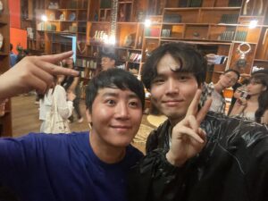 Seo Chul Goo Instagram - 피의게임2 너무 재밌고 소중한 경험이었습니다!
정말 좋은 분들과 함께 할 수 있어서 감사했고 동시에 저 스스로를 돌아볼 수 있었던 시간인 것 같습니다.

그럼 맑눈광 귀신들린 치와와 반려계산기 배신탐지견 급발진머신은 더욱 더 발전한 모습으로 다시 찾아뵙겠습니다 🥰

다들 사랑해요!