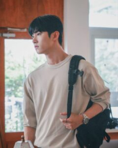 Actor Seo Ji-hoon HD Instagram Photos and Wallpapers October 2022