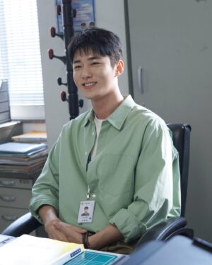 Seo Ji-hoon Instagram - 오늘도 tvN 8시 50분
소용없어 거짓말 !! 🔥