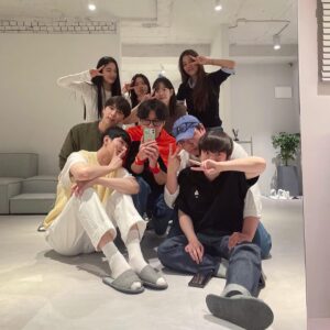 Seo Ji-hoon Instagram - Good bye 2022 ✨
내년엔 더 좋은 사람으로서 더 좋은 추억 만들기를.
