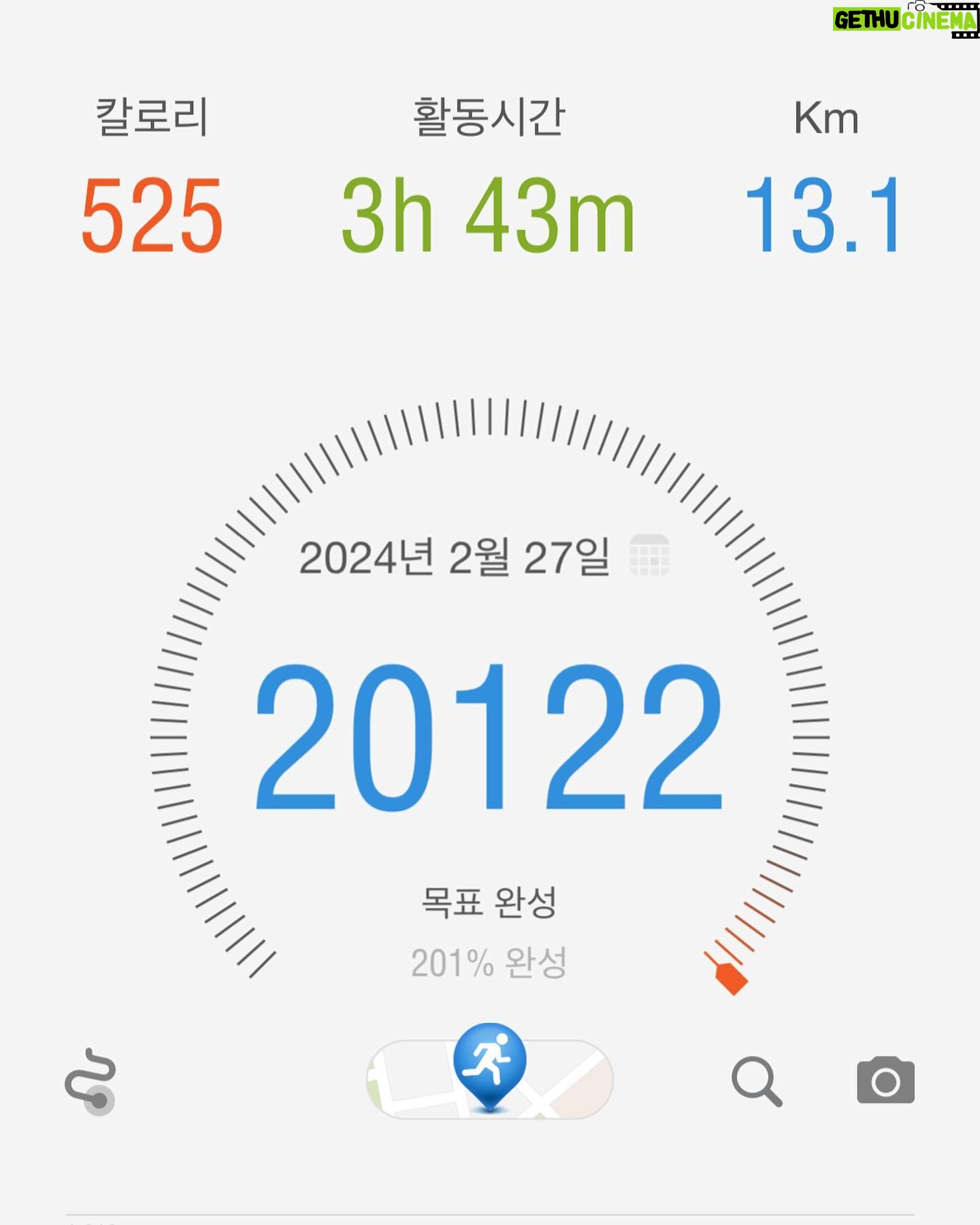 Seogi - 7.2K Likes - 안녕하세요 걷기입니다.👣👣
