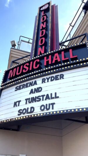 Serena Ryder Instagram - Such a fun mini run of shows last week!!! Check out this little recap of our final night in London ✨✨