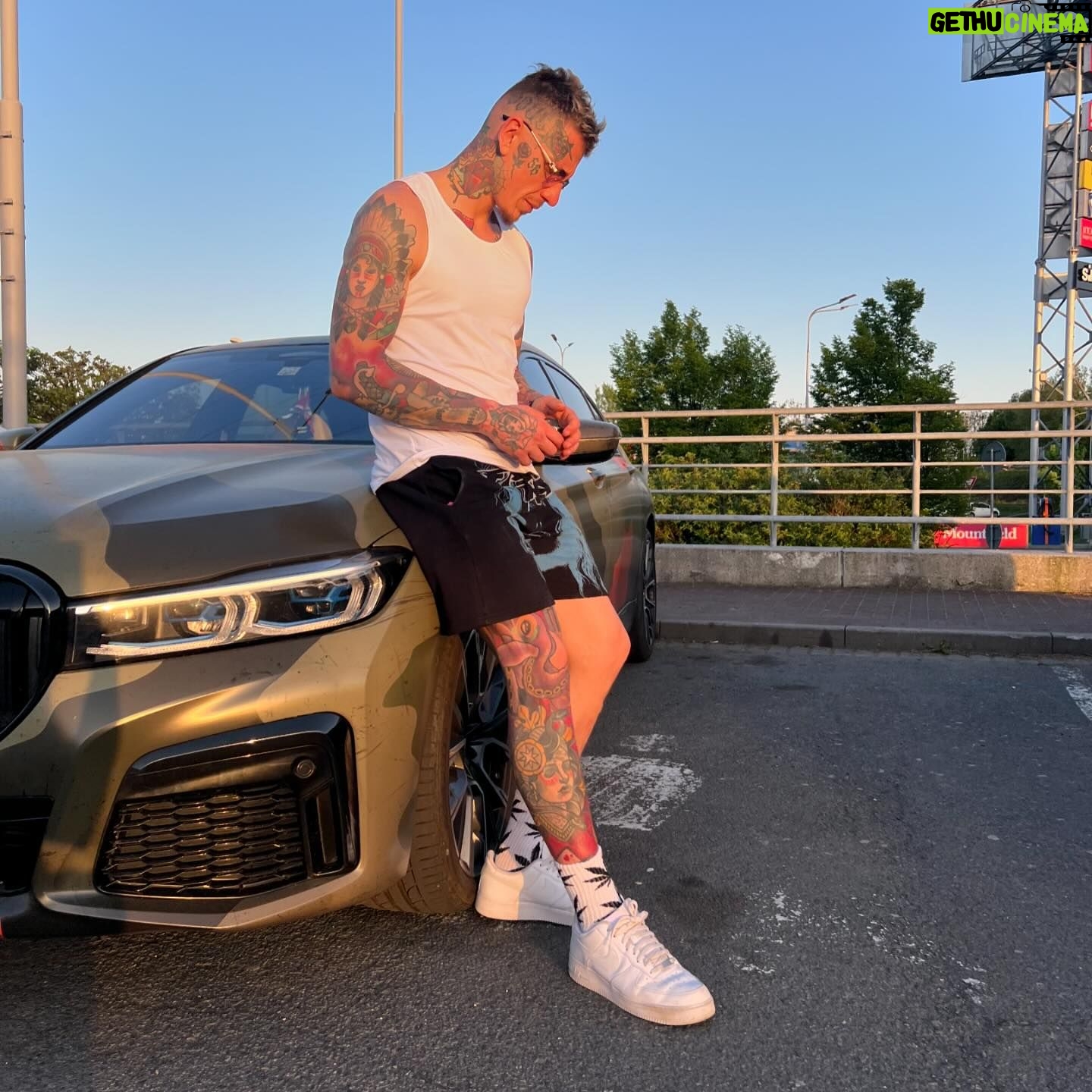 Sergei Barracuda - 16K Likes - 🌬️🌪️