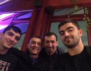 Sergey Kutergin Instagram - С победой нас!!! Уходим на перерыв!!! ⚽️ #Динамо @fcdm_official @antonsosnin23 #Луценко #Цаллагов