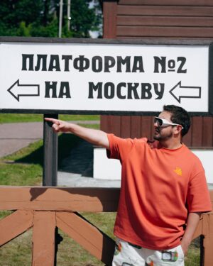 Sergey Matvienko Instagram - Уже 10 лет живу в Москве, а  из-за навигатора до сих пор плохо ориентируюсь.
