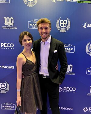 Sergey Sirotkin Instagram - В пятницу прошла ежегодная церемония награждения РАФ по итогам сезона 2022. Подвели итоги прошедшего года, наградили чемпионов и призеров России в разных автоспортивных дисциплинах, поставили цели на следующий сезон. 

От всей души поздравляю всех! Ярких побед и достижения новых высот!