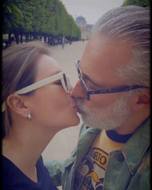 Sergi Arola Instagram - Eres el centro de mi vida... 
el fuego y el  agua, 
la pasión y la calma, 
mi timón y mi ancla, 
mi presente y mi futuro,
mi razon de ser, 
mi felicidad plena... f
Feliz día de #sanvalentin @fran_laree amor mio.