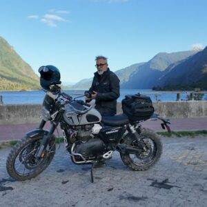 Sergi Arola Instagram - Recorriendo la Carretera Austral con la nueva Triumph Scrambler 1200 X