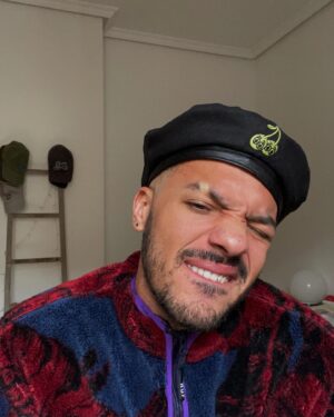 Sergio Momo Instagram - pues lo subo todo ✨arriba las sirenas negras✨🫶🏽
