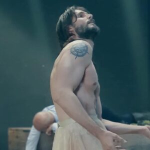 Sergio Mur Instagram - “En el principio del principio estaba yo, Sirio, esa estrella que brilla al llegar la Primavera”
Durante los ensayos de SALOMÉ en Madrid.
@festivaldemerida 9-20 de Agosto.

Fotos de @fermorenor